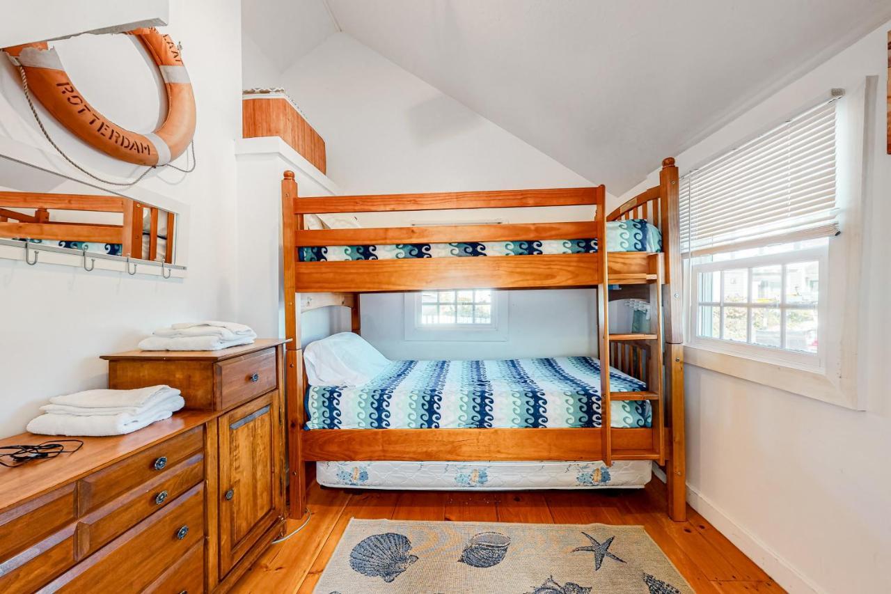 Ocean Point Oasis Villa Mashpee Exterior photo